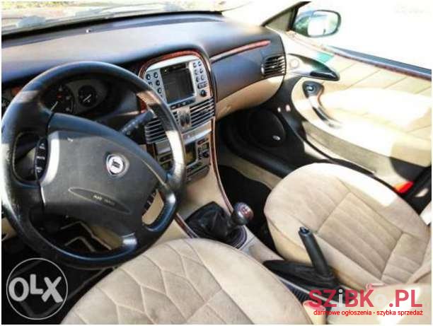 2000' Lancia Lybra photo #4