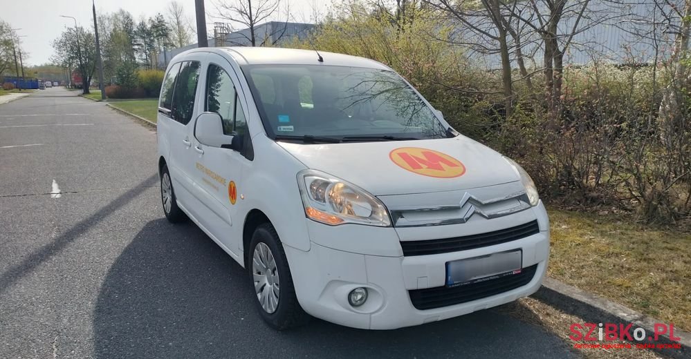 2010' Citroen Berlingo 1.6 Vti Multispace photo #6