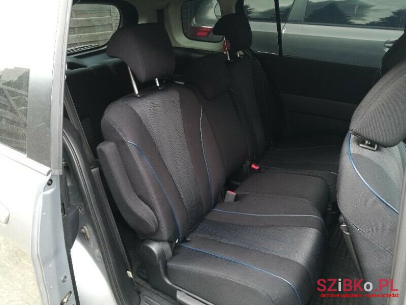 2012' Mazda 5 photo #3