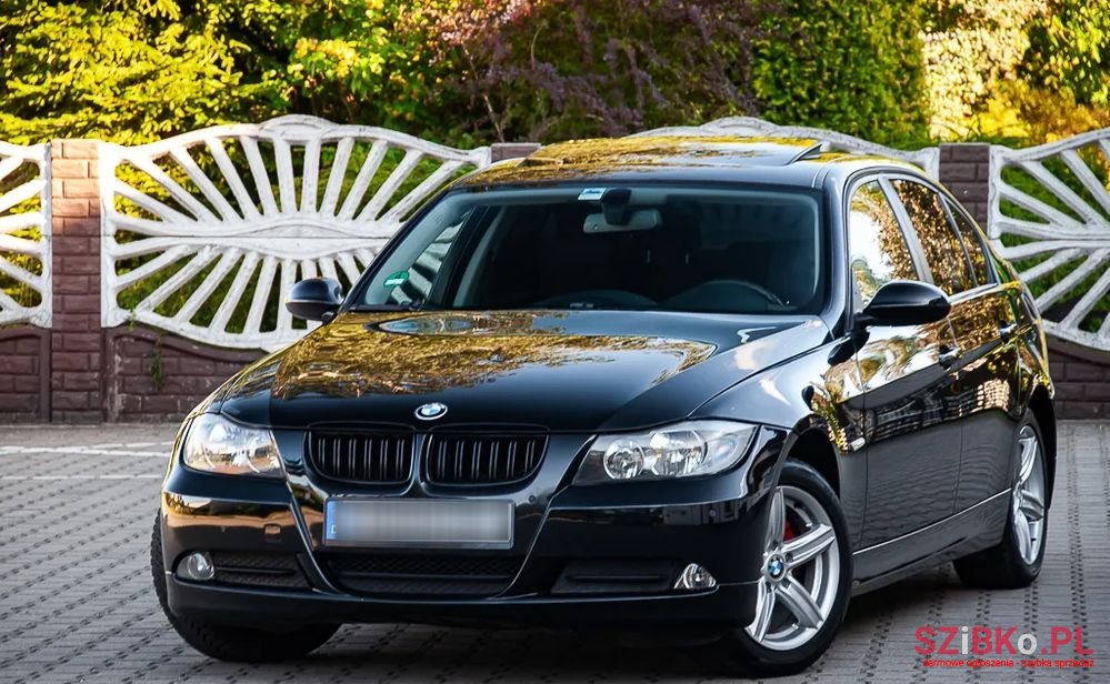 2006' BMW 3 Series 318I photo #2