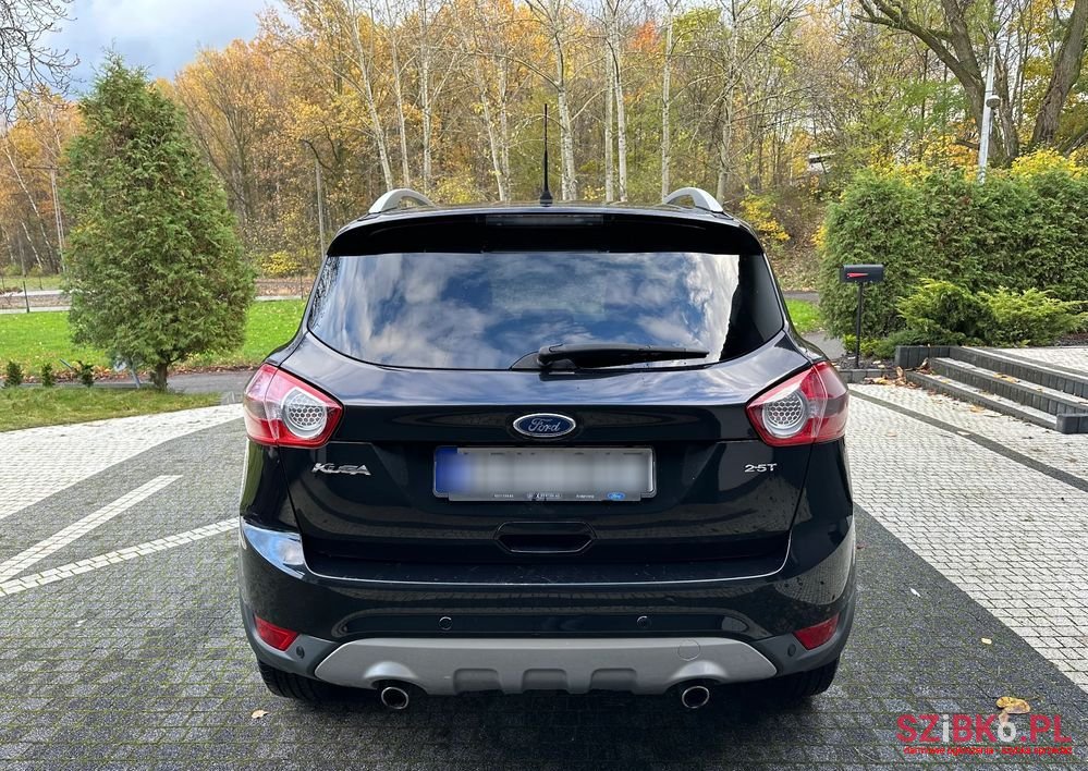 2011' Ford Kuga 2.5 4X4 Titanium photo #4