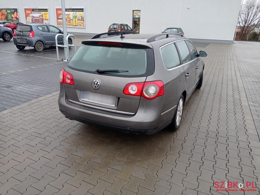 2006' Volkswagen Passat photo #5