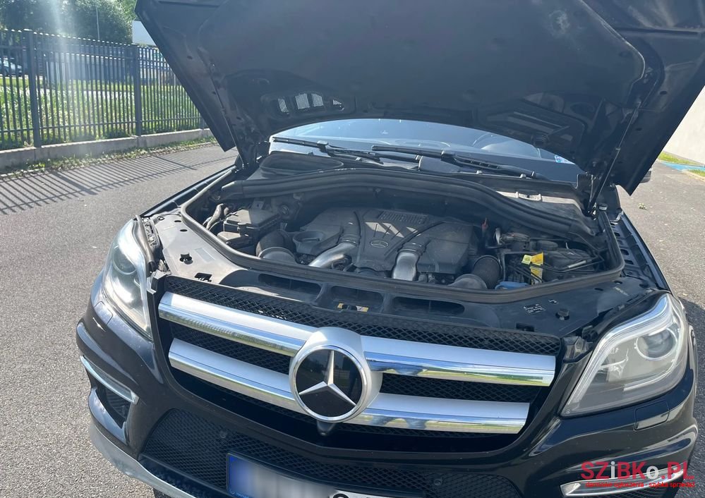 2014' Mercedes-Benz GL photo #5