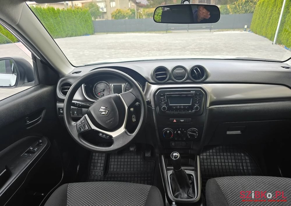 2019' Suzuki Vitara photo #5
