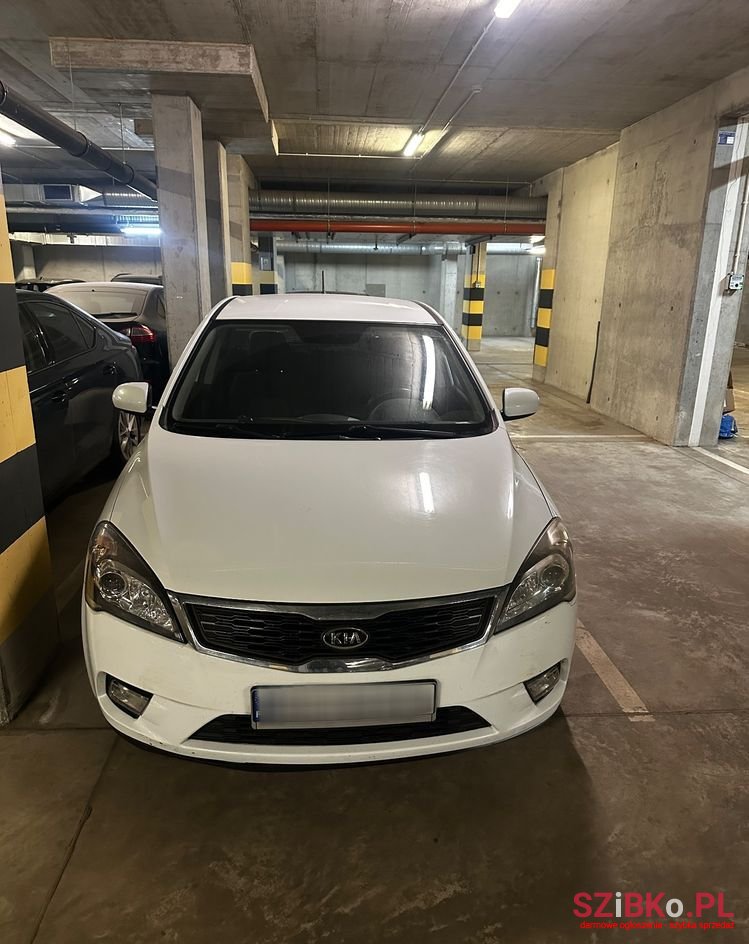 2010' Kia Ceed 1.4 Comfort photo #1