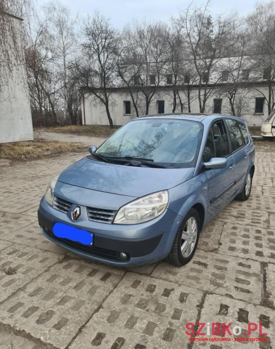 2005' Renault Grand Scenic photo #1