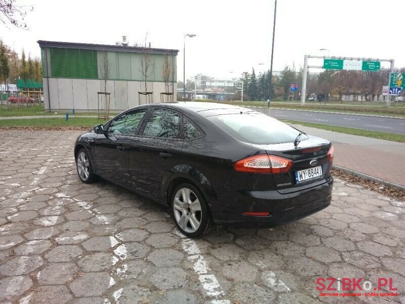 2011' Ford Mondeo photo #5