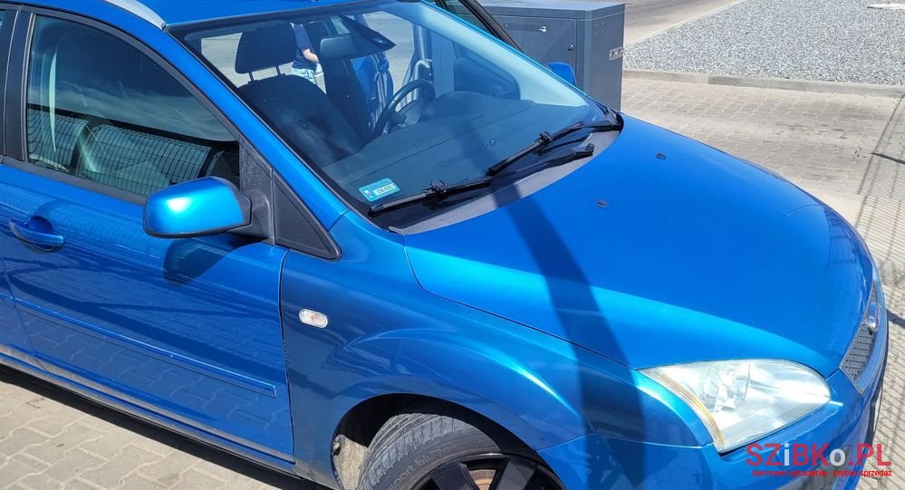 2005' Ford Focus 1.6 Ti-Vct Sport photo #3