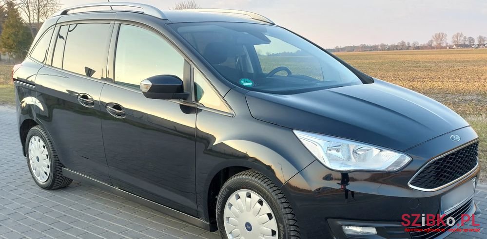 2015' Ford Grand C-MAX photo #1