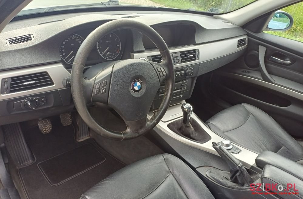 2006' BMW 3 Series 320I photo #6