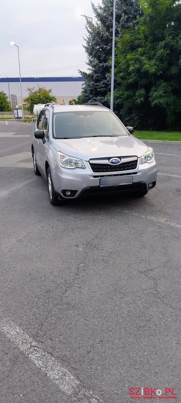 2013' Subaru Forester photo #2