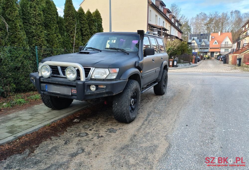 2000' Nissan Patrol photo #1