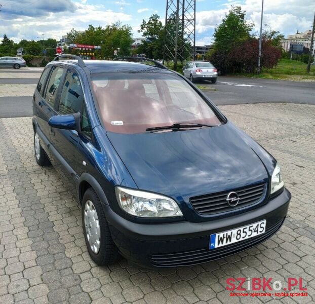 2002' Opel Zafira photo #1