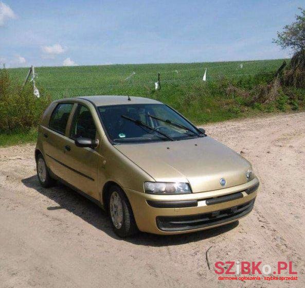 2000' Fiat Punto photo #2