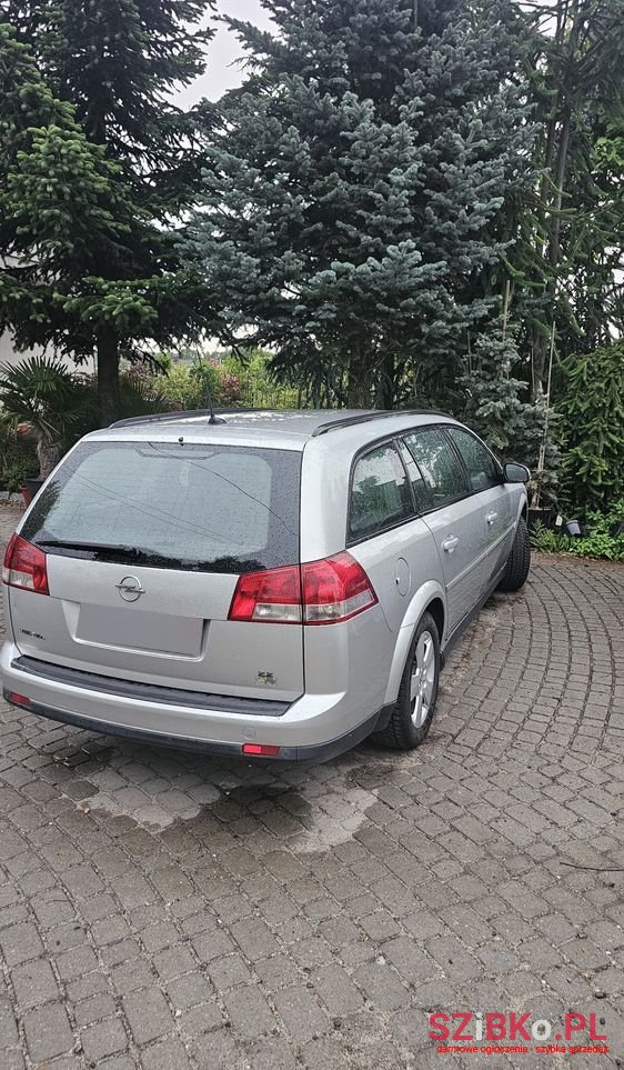 2004' Opel Vectra 2.2 Comfort photo #4