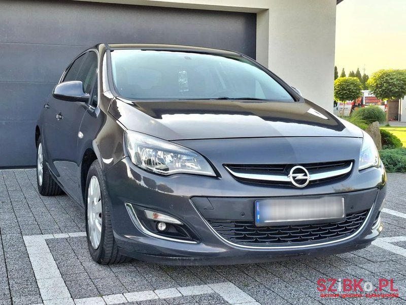 2013' Opel Astra Iv 1.4 T Cosmo photo #5