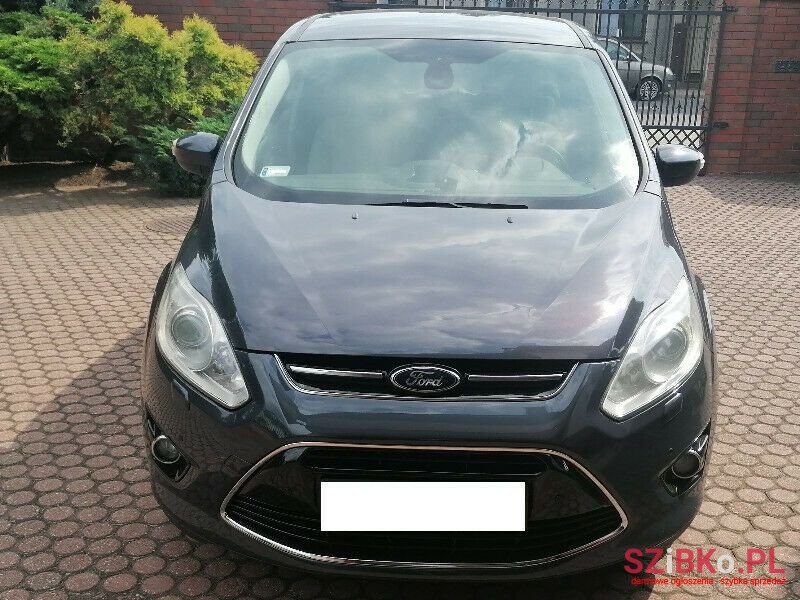 2011' Ford C-MAX photo #1