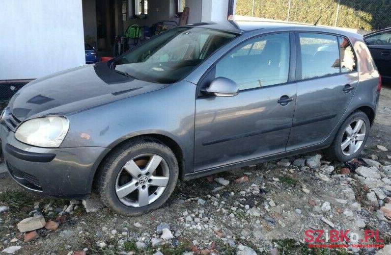 2006' Volkswagen Golf photo #1