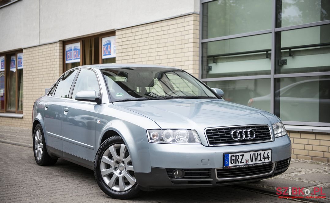 2001' Audi A4 photo #1