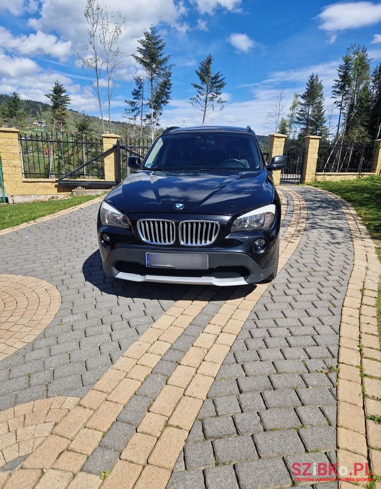 2011' BMW X1 Xdrive23D photo #2