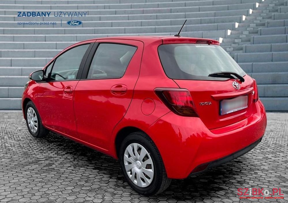 2016' Toyota Yaris 1.0 Active photo #4