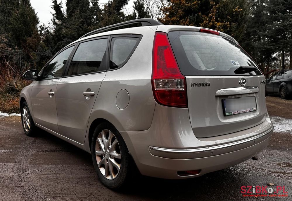 2009' Hyundai i30 photo #3