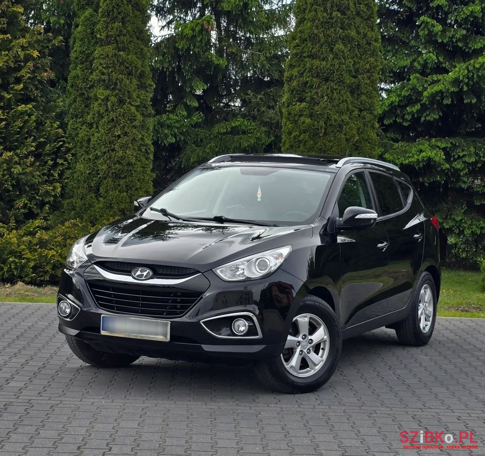 2011' Hyundai ix35 photo #2