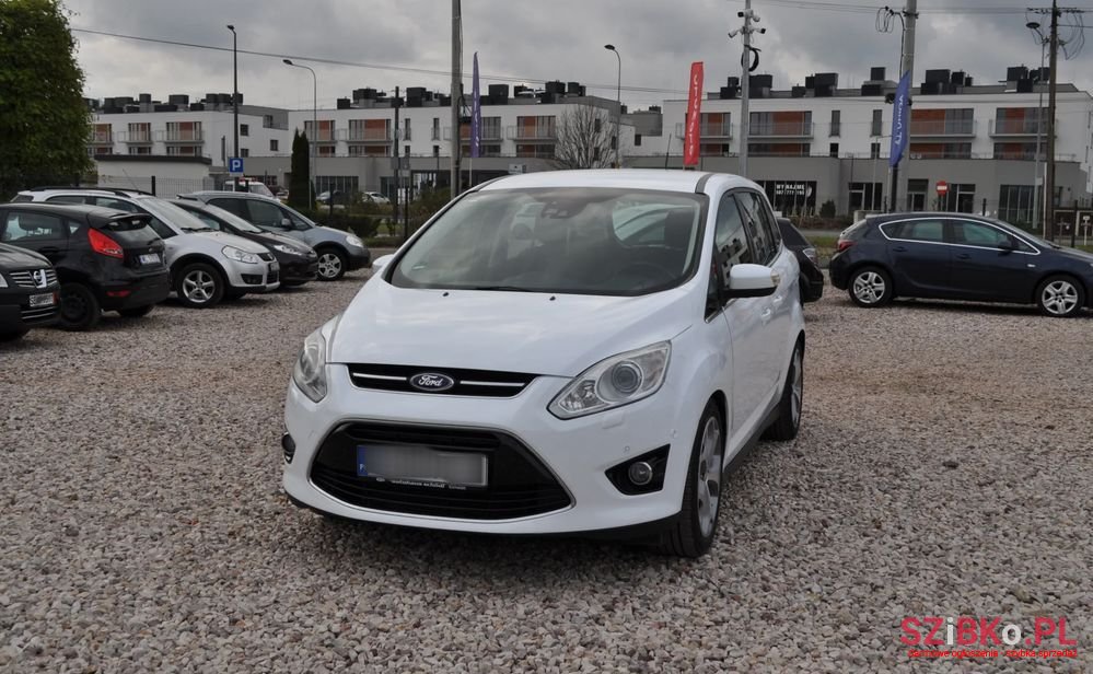 2013' Ford Grand C-MAX photo #3