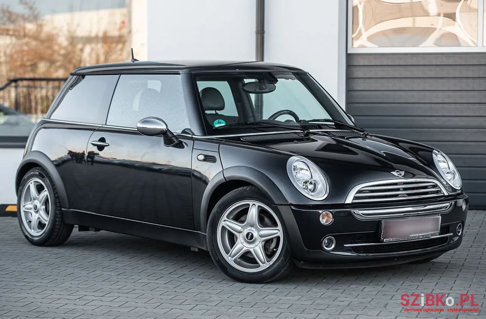 2006' MINI Cooper Standard photo #1