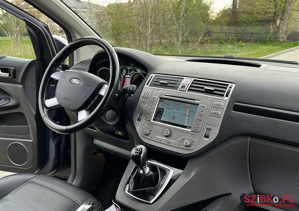 2012' Ford Kuga photo #3