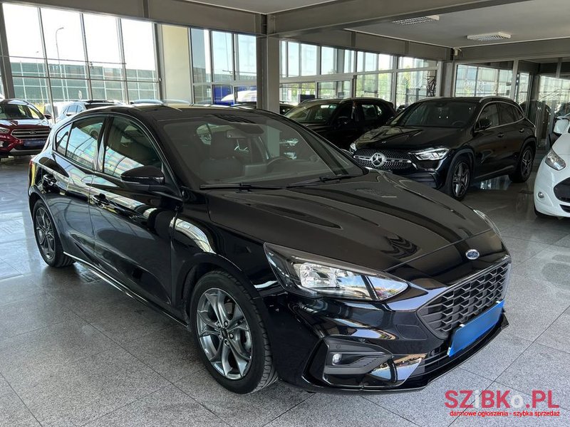 2021' Ford Focus St-Line photo #2