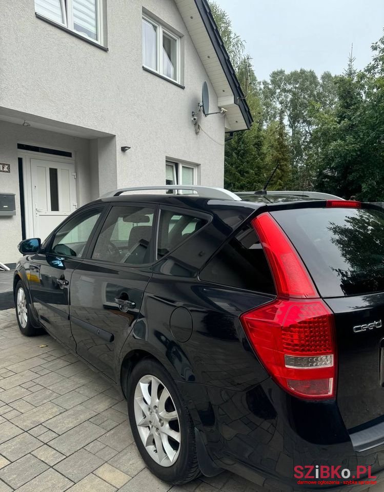 2010' Kia Ceed 2.0 Crdi Optimum photo #4