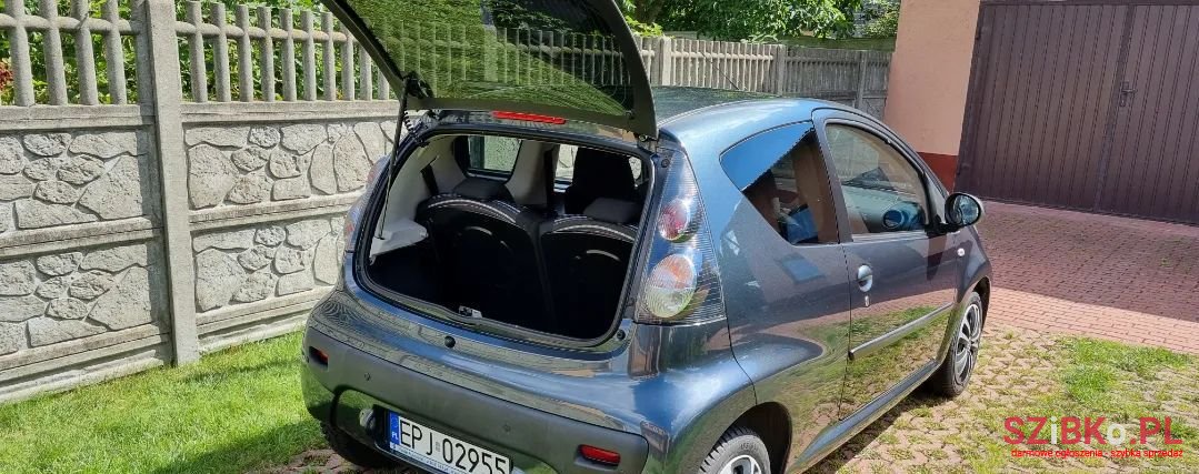 2012' Citroen C1 photo #5