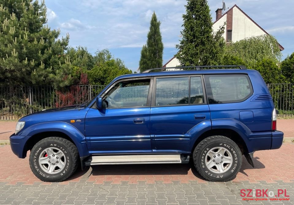 2001' Toyota Land Cruiser photo #5