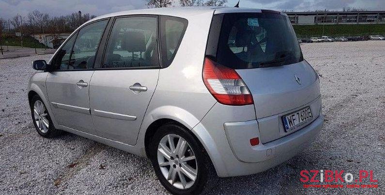 2005' Renault Scenic photo #2