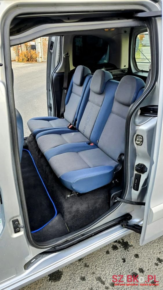 2011' Citroen Berlingo 1.6 Hdi Multispace photo #5
