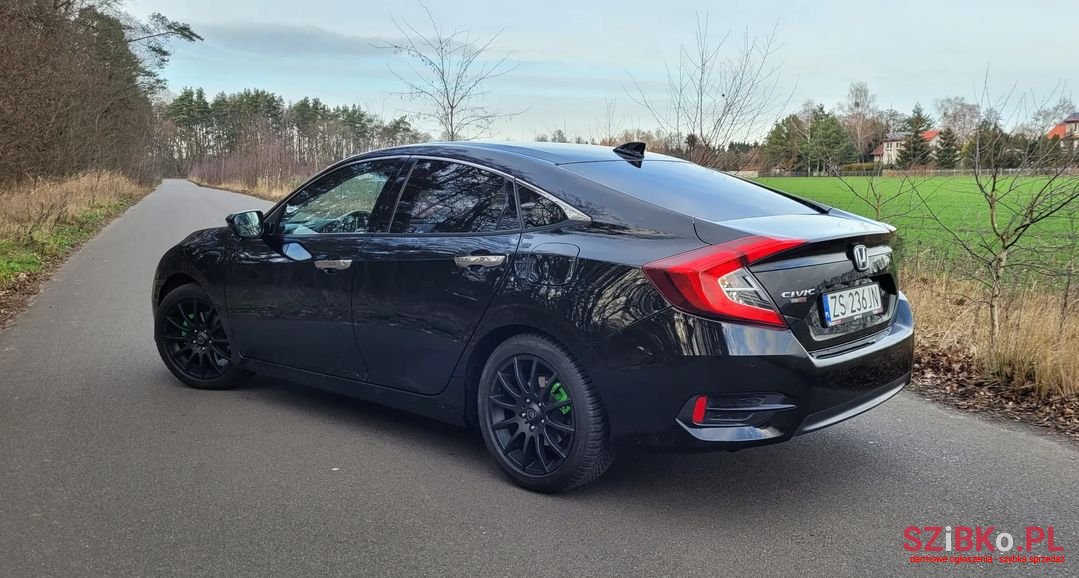 2018' Honda Civic photo #2