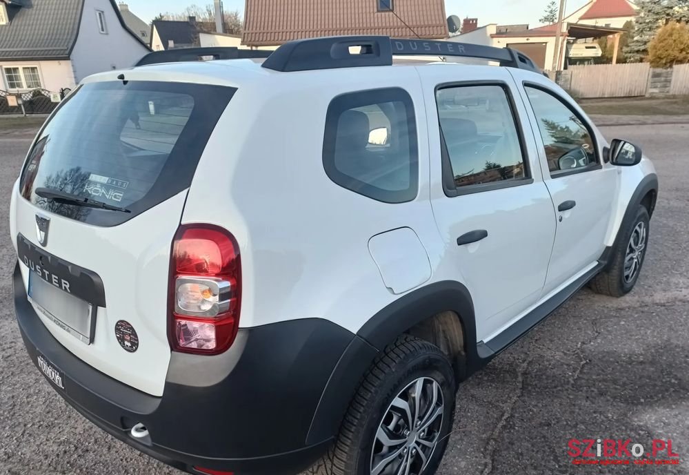 2014' Dacia Duster 1.6 16V 4X2 photo #5