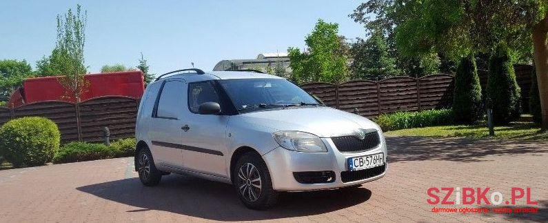 2007' Skoda Roomster photo #2