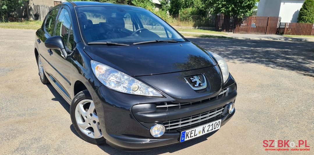 2009' Peugeot 207 photo #1