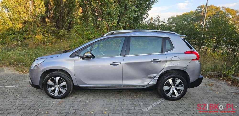 2014' Peugeot 2008 photo #6