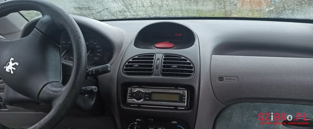 2000' Peugeot 206 1.4 Xt photo #5