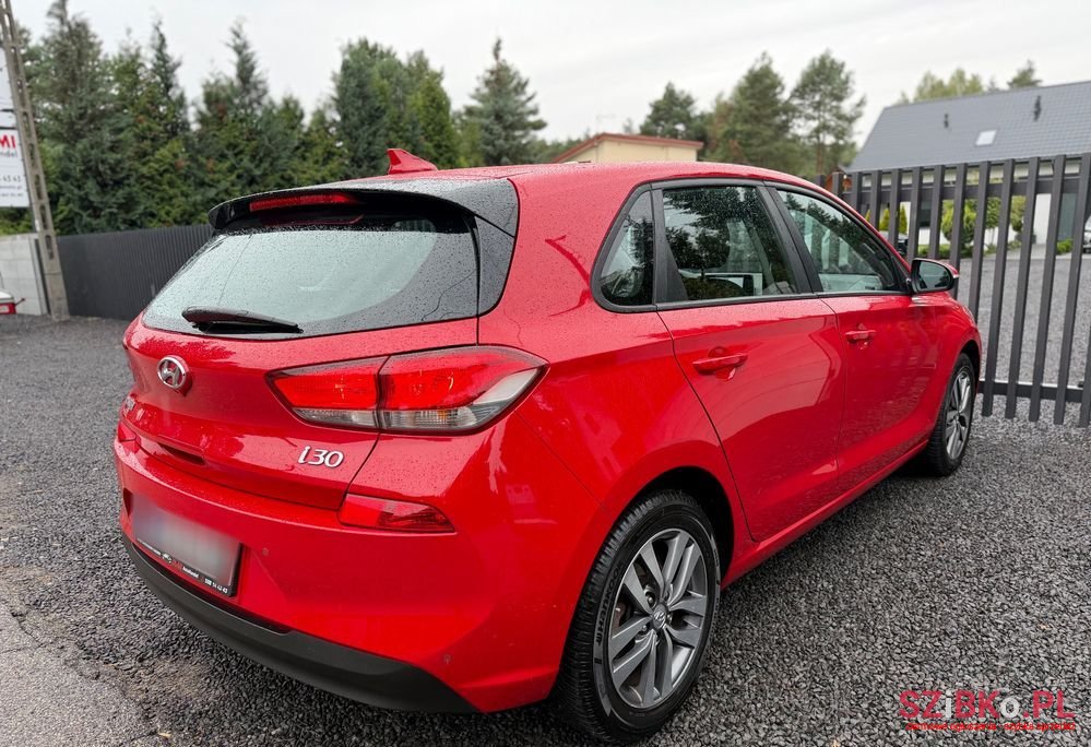 2018' Hyundai i30 1.4 Trend photo #5