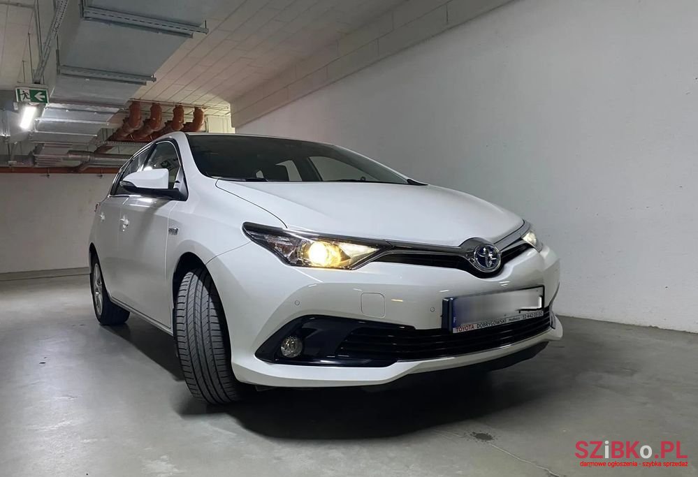 2018' Toyota Auris photo #1