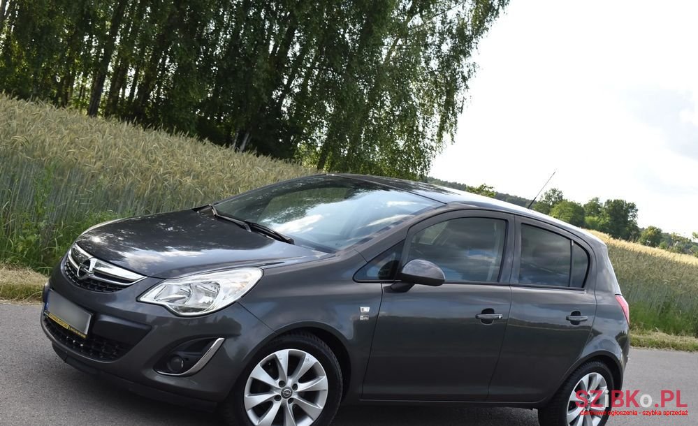 2012' Opel Corsa photo #3