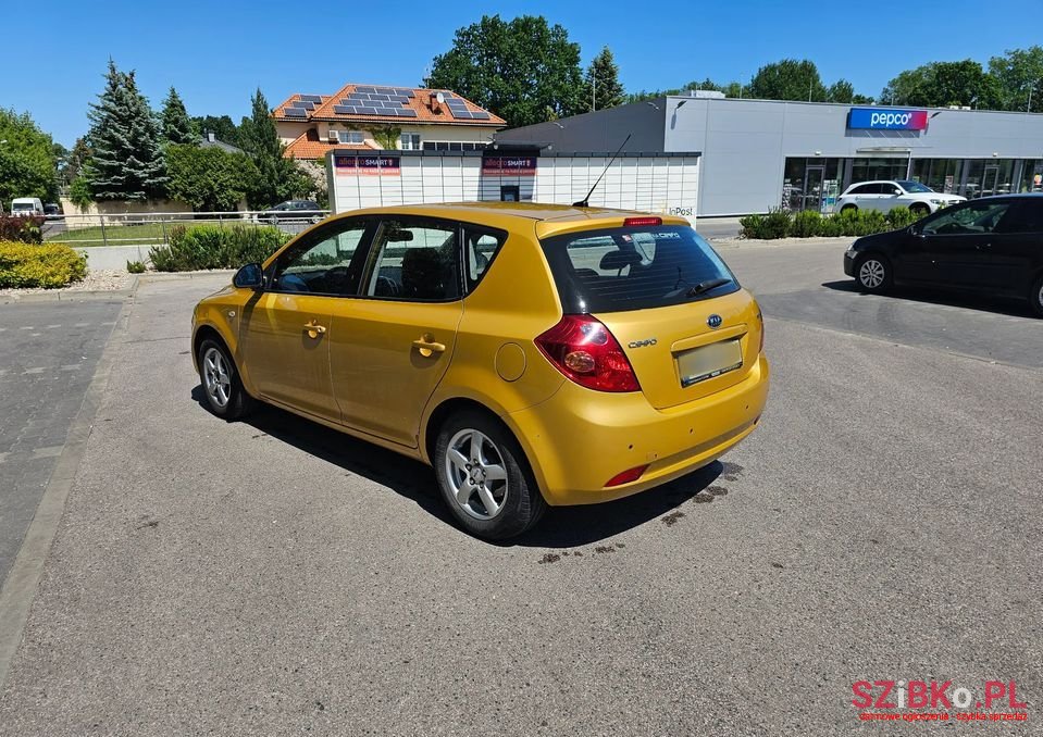 2007' Kia Ceed photo #5