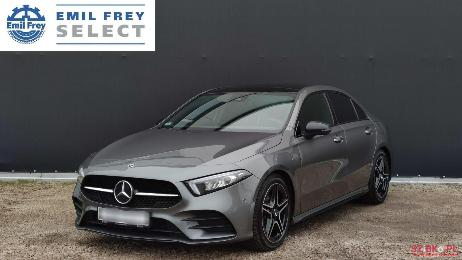 2022' Mercedes-Benz A-Class photo #1