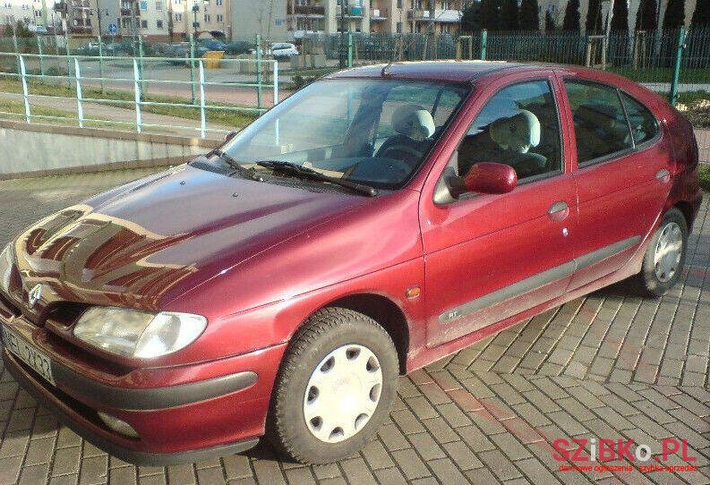 1997' Renault Megane photo #1