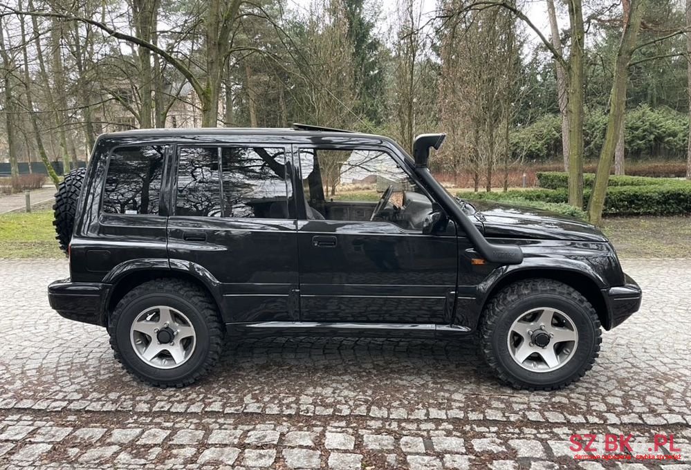 1997' Suzuki Vitara 2.0 V6 Long photo #5