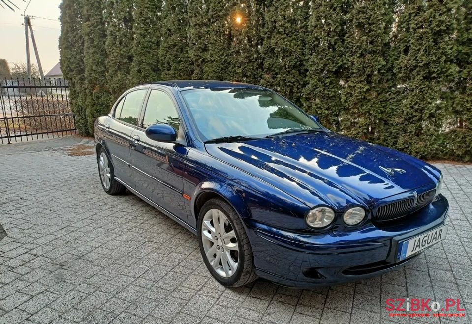 2003' Jaguar X-Type photo #2